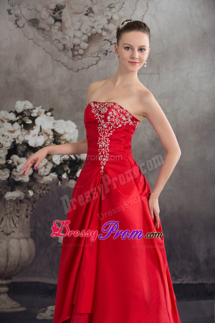 A-line Strapless Floor-length Red Prom Dress with Appliques in Ballarat