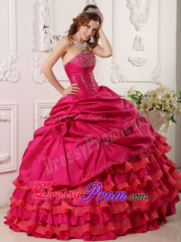 Strapless Floor-length Red Quinceanera Gown Dresses with Beading