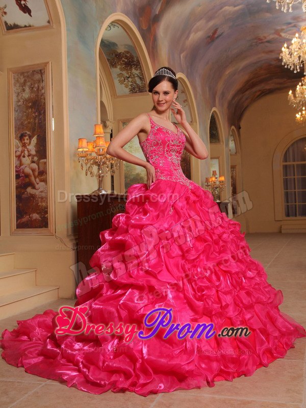 Spaghetti Straps Red Ball Gown Quinceanera Dress with Embroidery