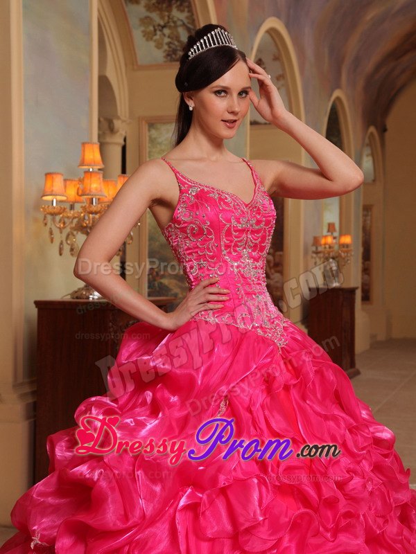 Spaghetti Straps Red Ball Gown Quinceanera Dress with Embroidery