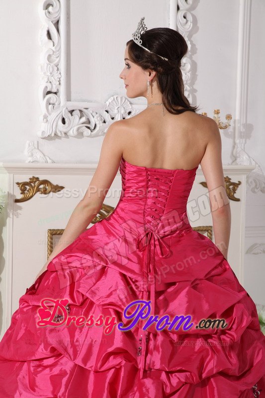 Beading Sweetheart Ball Gown Taffeta Quinceanera Dress in Coral Red