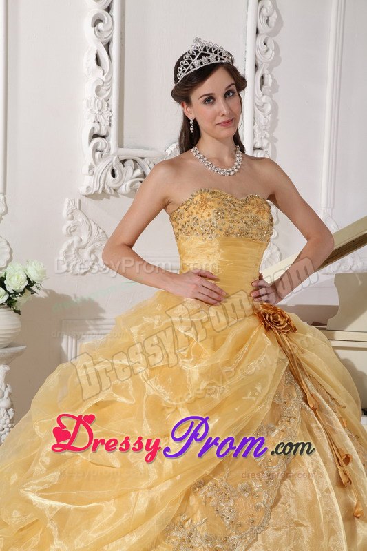Gold Embroidery with Beading Strapless Organza Dresses For a Quinceanera