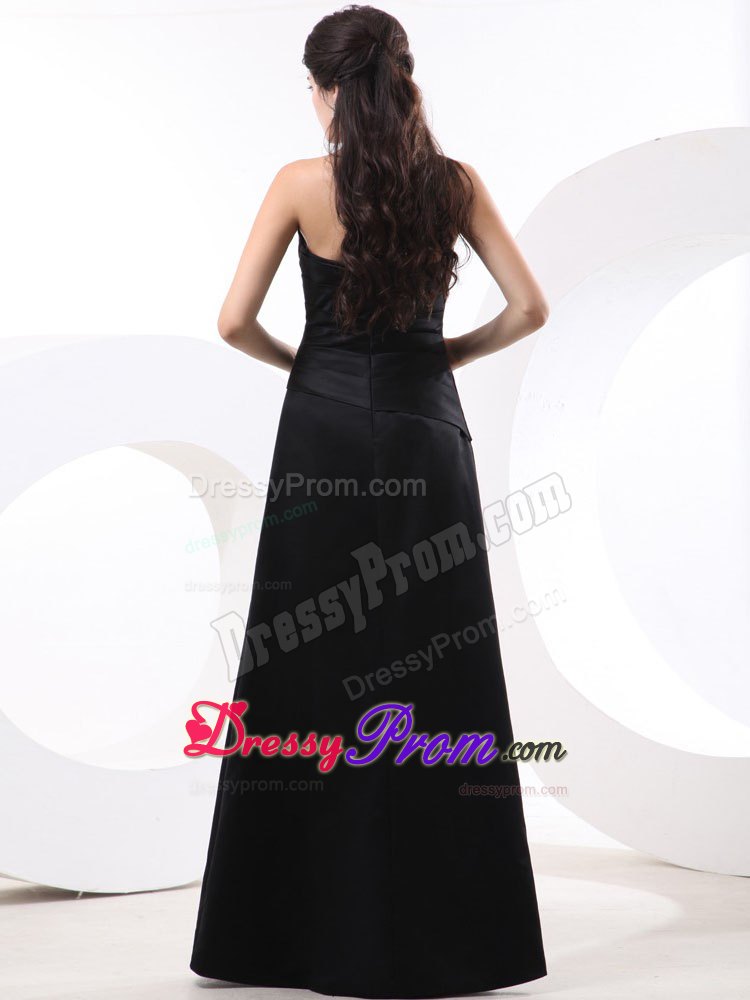 New Floor-length Black Ruched Beaded Derbyshire Prom Dress