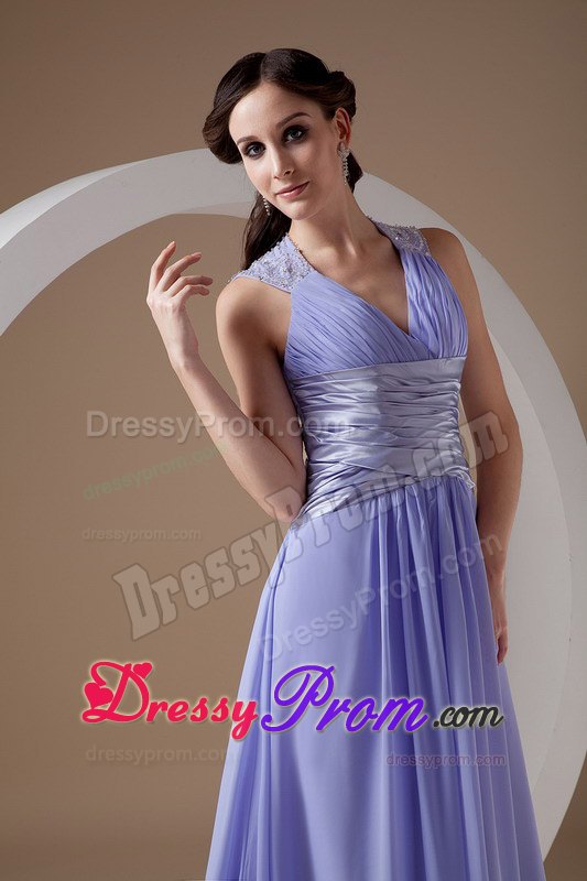 2014 Brush Train V-Neck Ruched Lilac Prom Dress for Girls