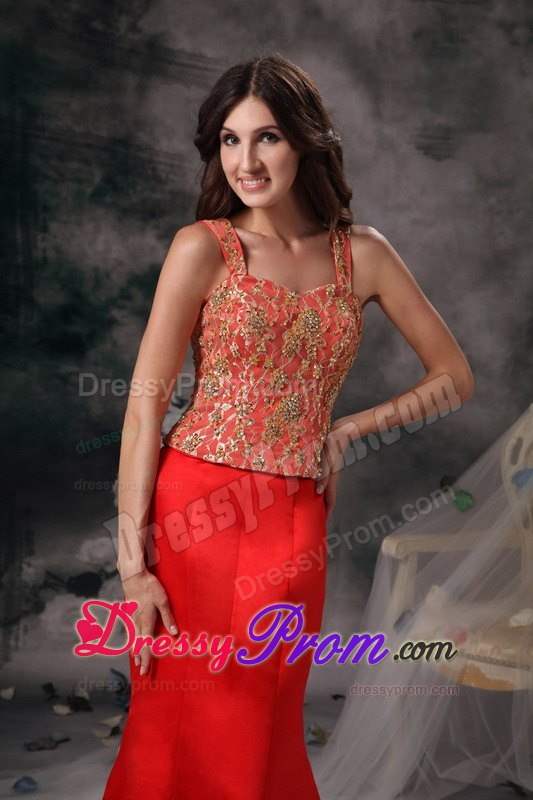 Cheap Brush Train Straps Red Dress for Prom with Embroidery