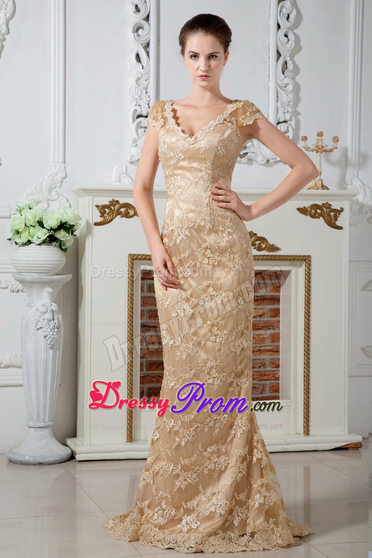 V-Neck Brush Train Champagne Lace Dress for Prom Queen