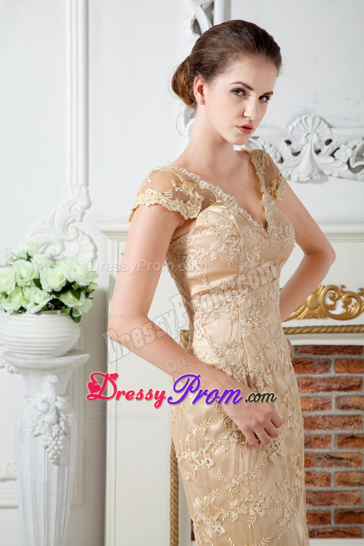V-Neck Brush Train Champagne Lace Dress for Prom Queen