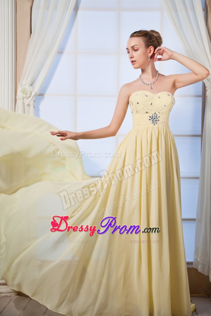 Beading Brush Train Accent Prom Dama Dresses in Light Yellow 2014