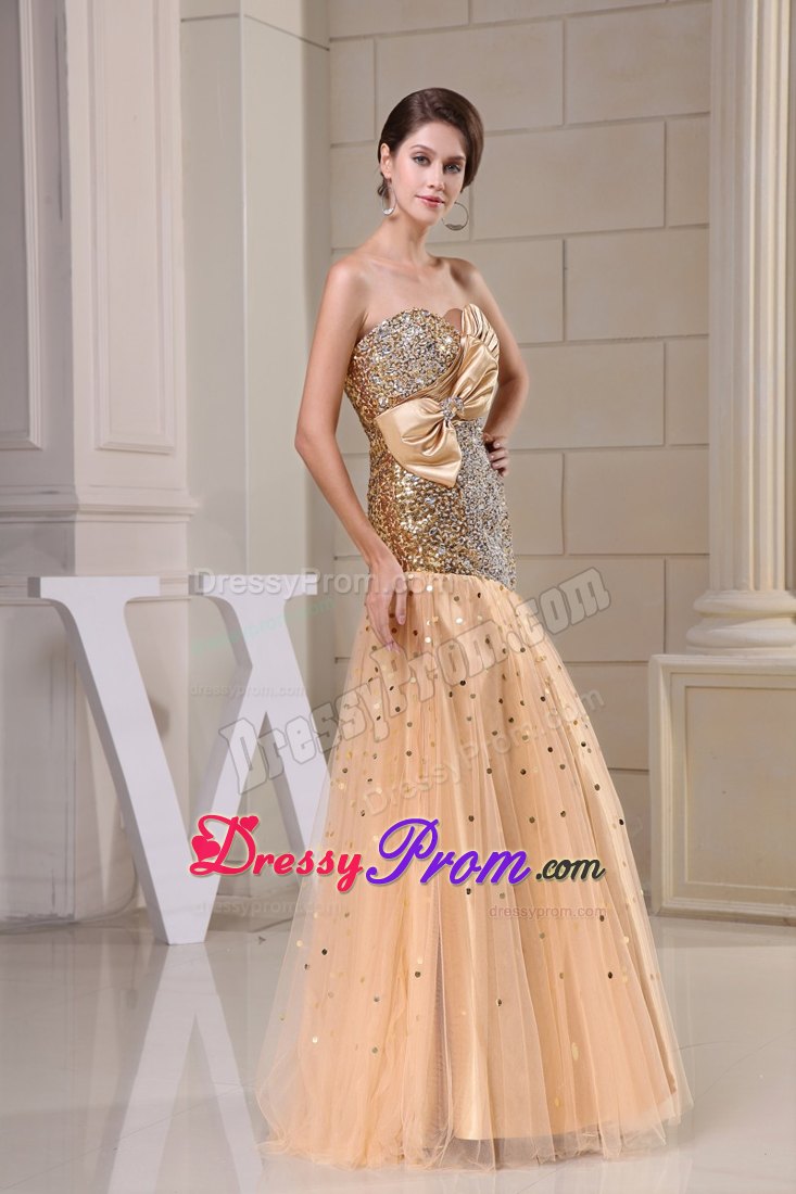 Elegant Sweetheart Gold Prom Dress with Beading And Bowknot