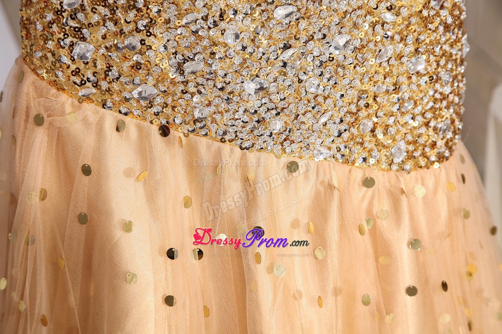 Elegant Sweetheart Gold Prom Dress with Beading And Bowknot