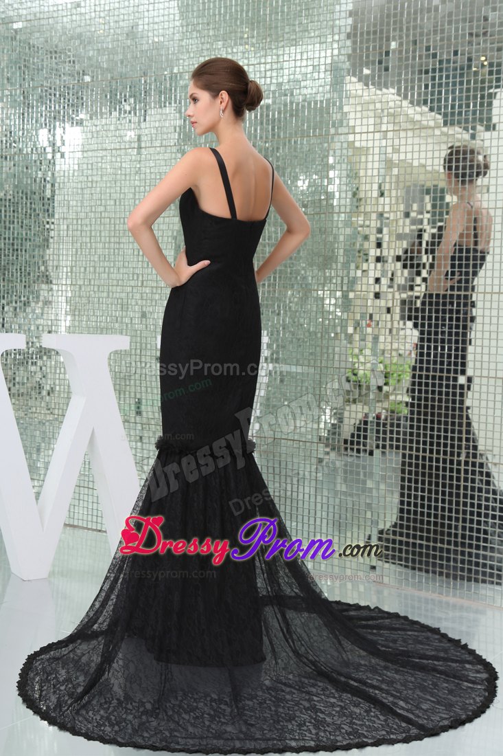 Mature Mermaid Straps Black Lace Prom Celebrity Dress