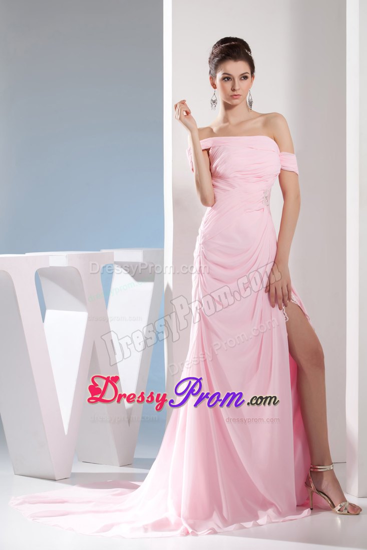 Off The Shoulder Slitted Pink Prom Dress for Girls Court Train