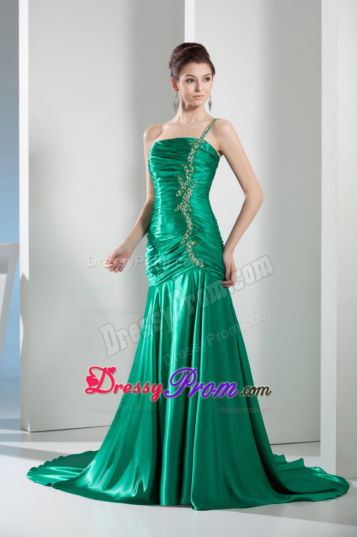 Court Train One Shoulder Green Ruched Beaded Prom Dress