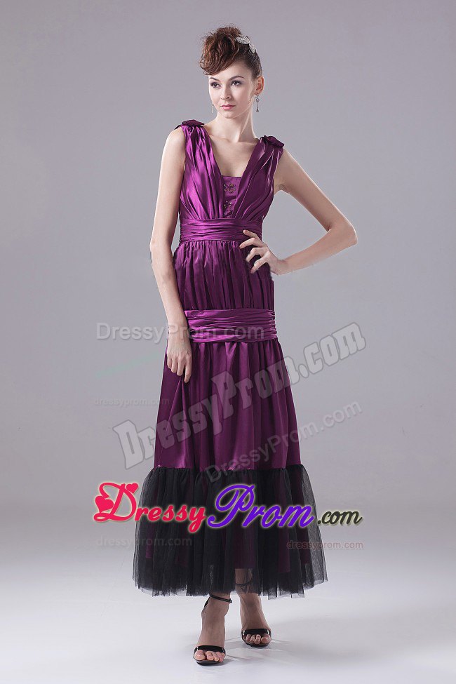 Taffeta Column v-Neck Ruched Eggplant Purple Prom Gowns