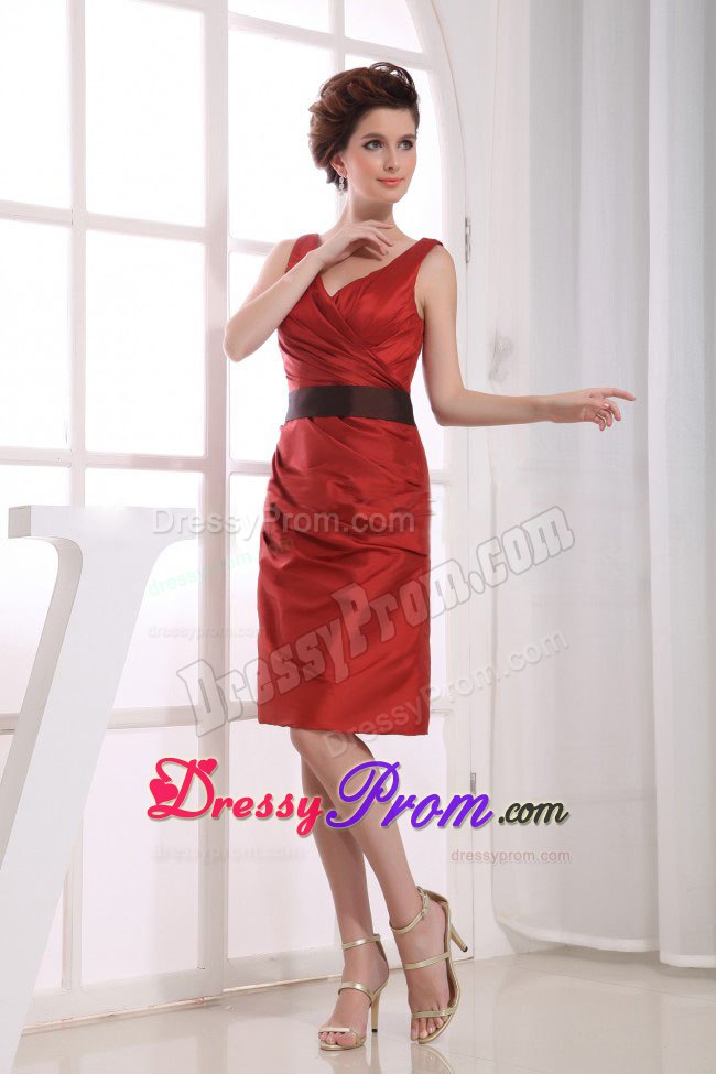 Wine Red Column V-neck Ruched Prom Evening Dress with Black Sash