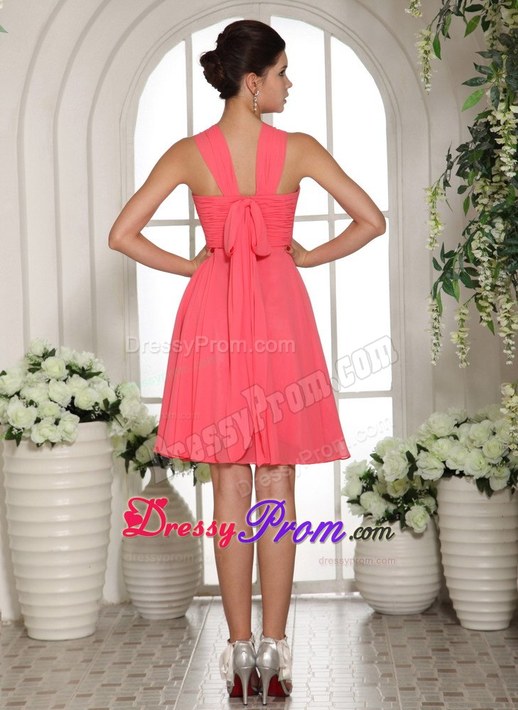 Ruched V-neck Mini Length Chiffon Prom Court Dresses in Coral Red