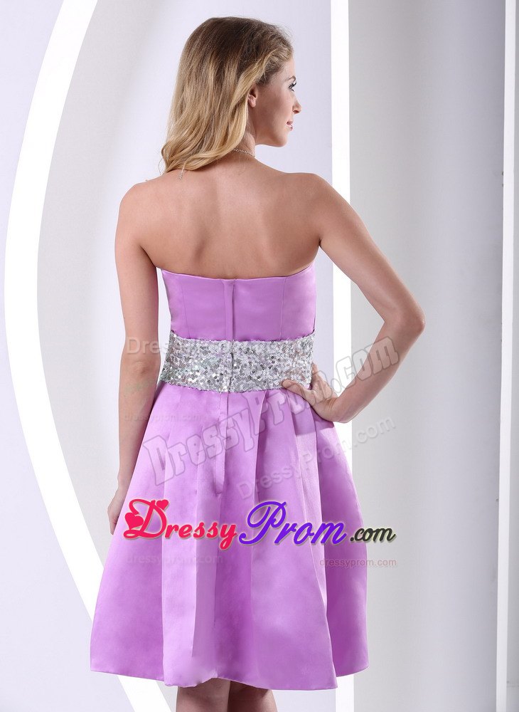 Lavender Strapless Knee-length Prom Gown With Sequins Decorated Sash