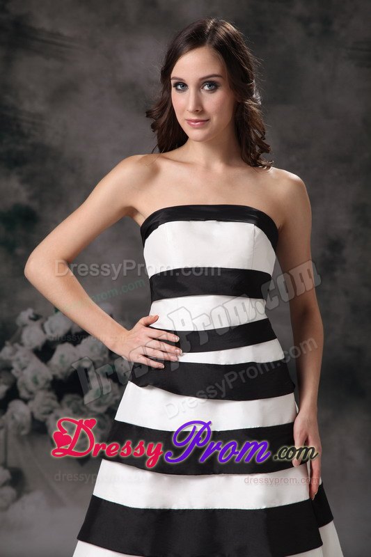 Black and White A-line Strapless Knee-length Prom Dress