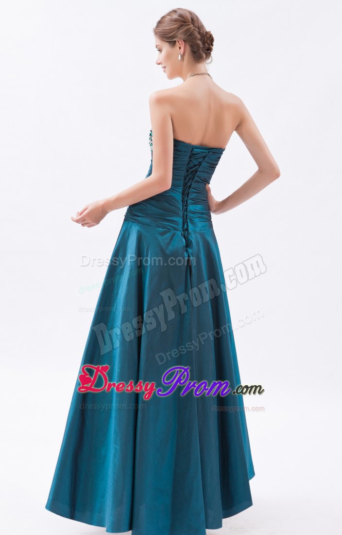A-Line/Princess Sweetheart Floor-Length Taffeta Prom Dress With Beading