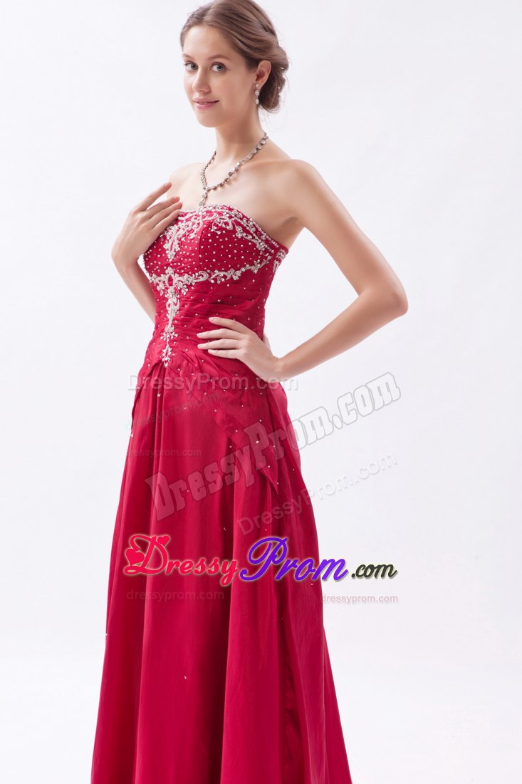 A-Line/Princess Strapless Floor-Length Taffeta Prom Dress With Appliques