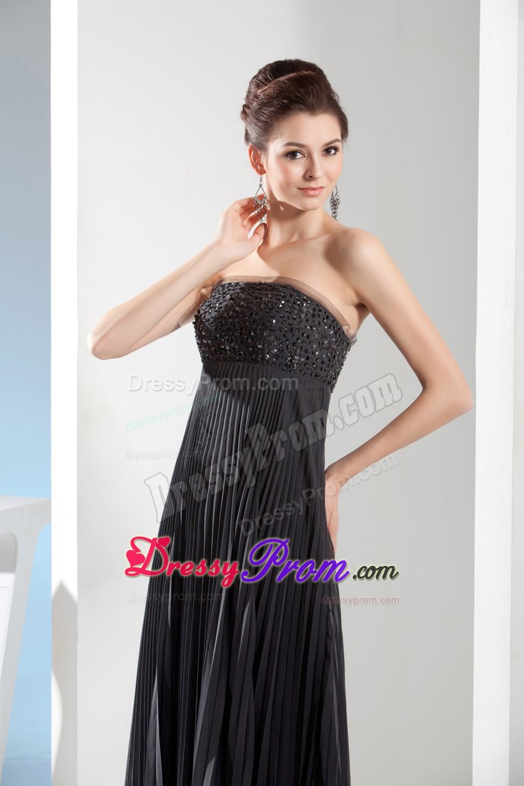 Beading Long Black Strapless Prom Dress with Empire and Pleating