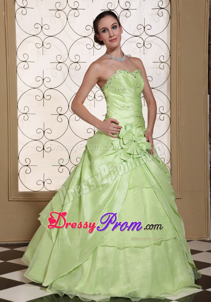 Beaded Sweetheart Yellow Green Sweet Sixteen Quinceanera Dresses