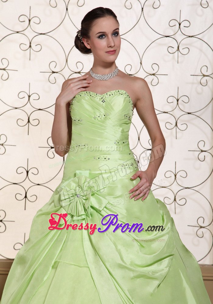 Beaded Sweetheart Yellow Green Sweet Sixteen Quinceanera Dresses