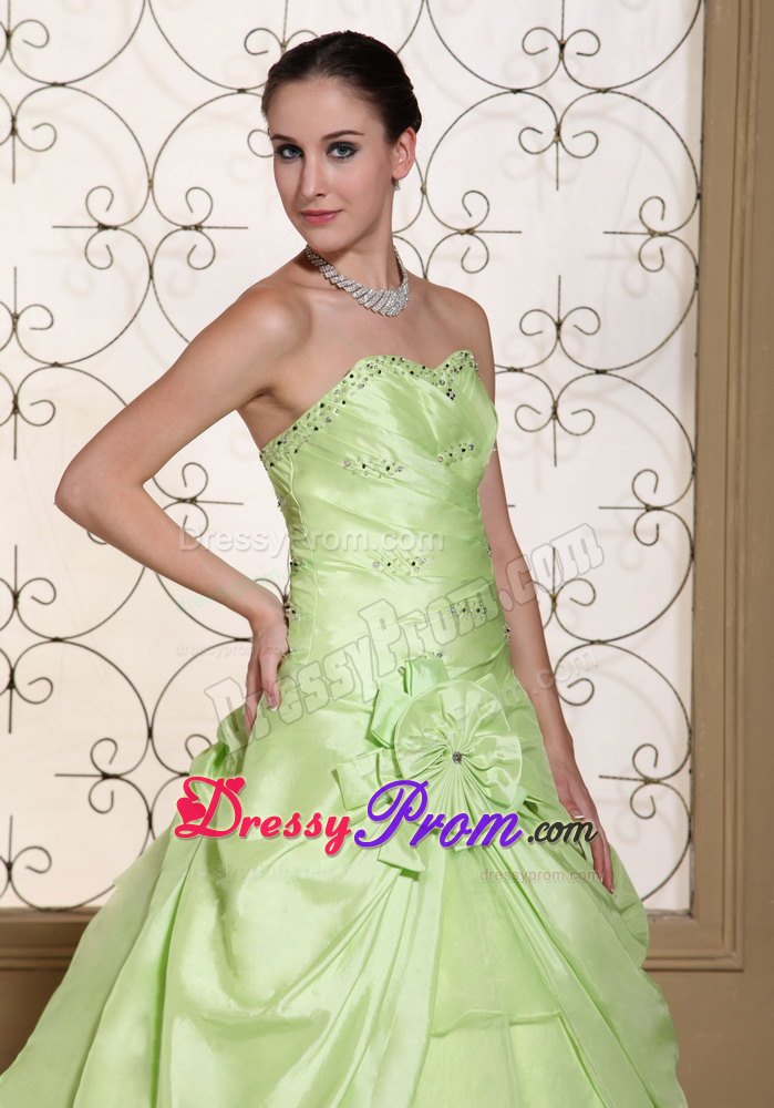 Beaded Sweetheart Yellow Green Sweet Sixteen Quinceanera Dresses