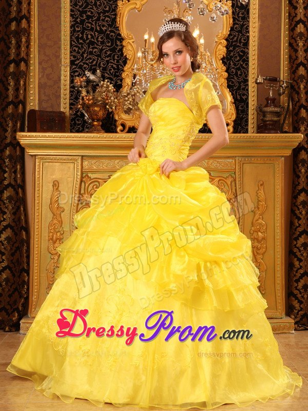 Appliques Strapless Ruffled Yellow Pick-ups Quinceanera Dress