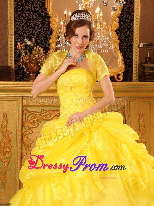 Appliques Strapless Ruffled Yellow Pick-ups Quinceanera Dress