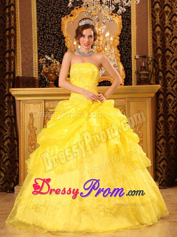Appliques Strapless Ruffled Yellow Pick-ups Quinceanera Dress