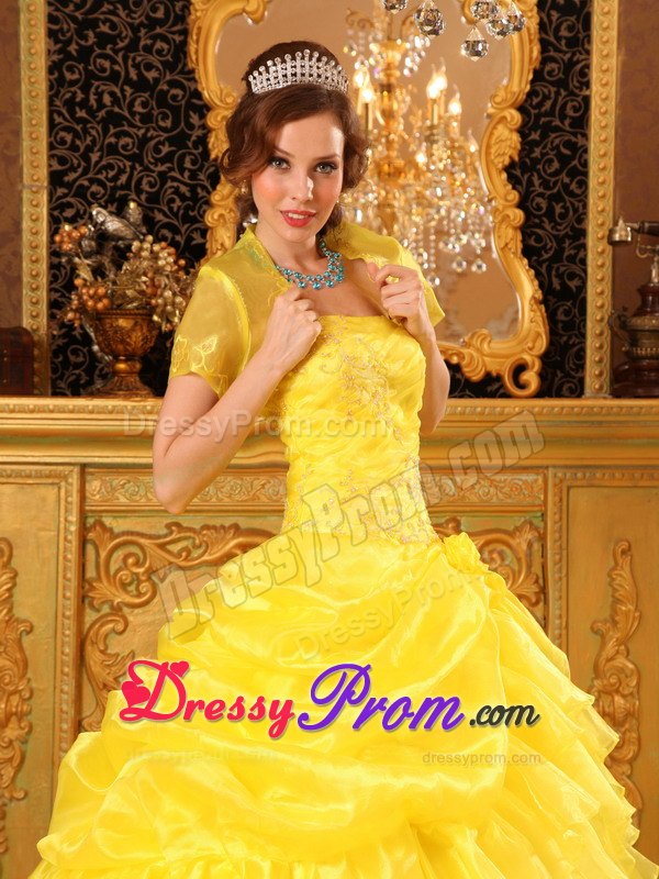 Appliques Strapless Ruffled Yellow Pick-ups Quinceanera Dress