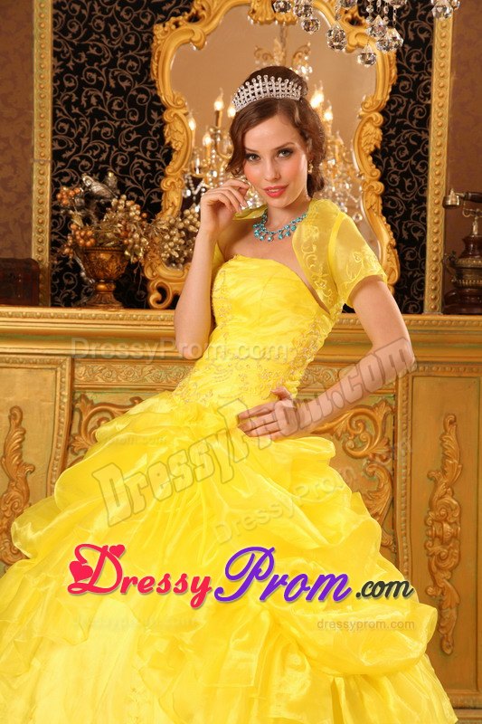 Appliques Strapless Ruffled Yellow Pick-ups Quinceanera Dress
