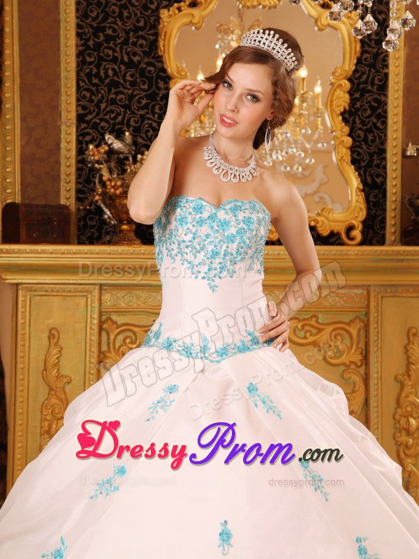White Ball Gown Sweetheart Floor-length Appliques Dresses For 15 Dress