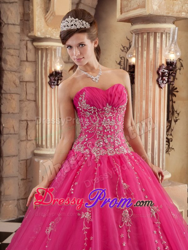 Floor-length Beading Pink Quinceanera Dress with Appliques