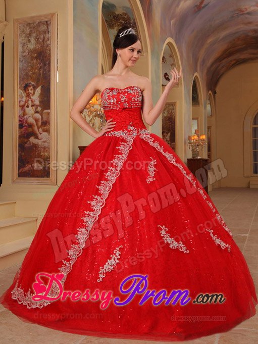 Red Sweetheart Embroidery and Beading Sweet 16 Dresses