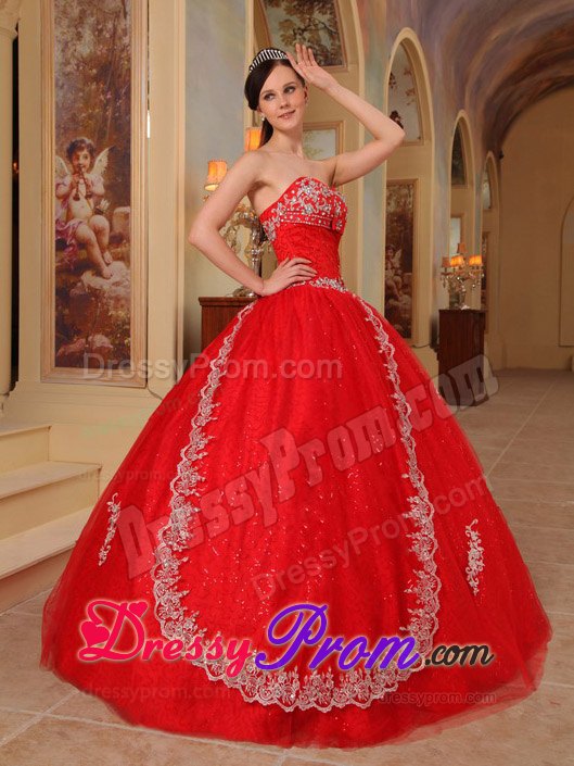 Red Sweetheart Embroidery and Beading Sweet 16 Dresses