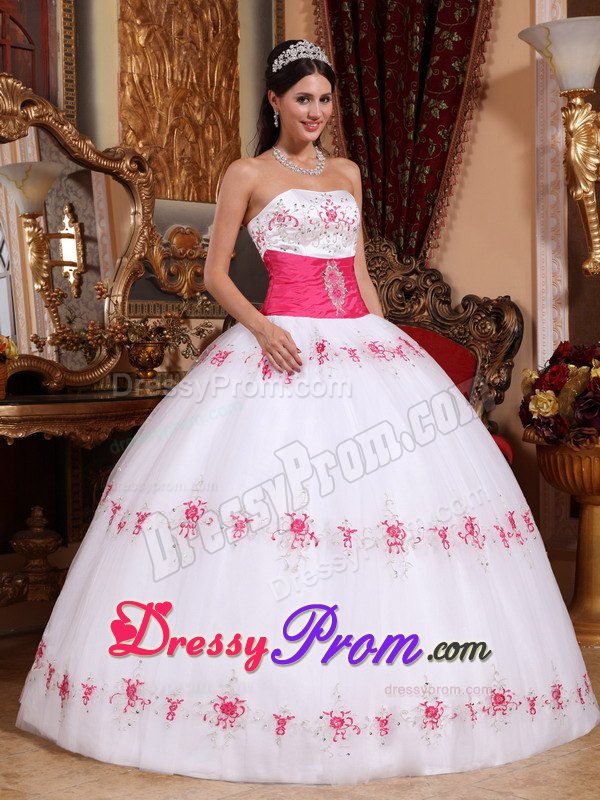 Strapless Appliques White and Pink Quinceanera Dresses