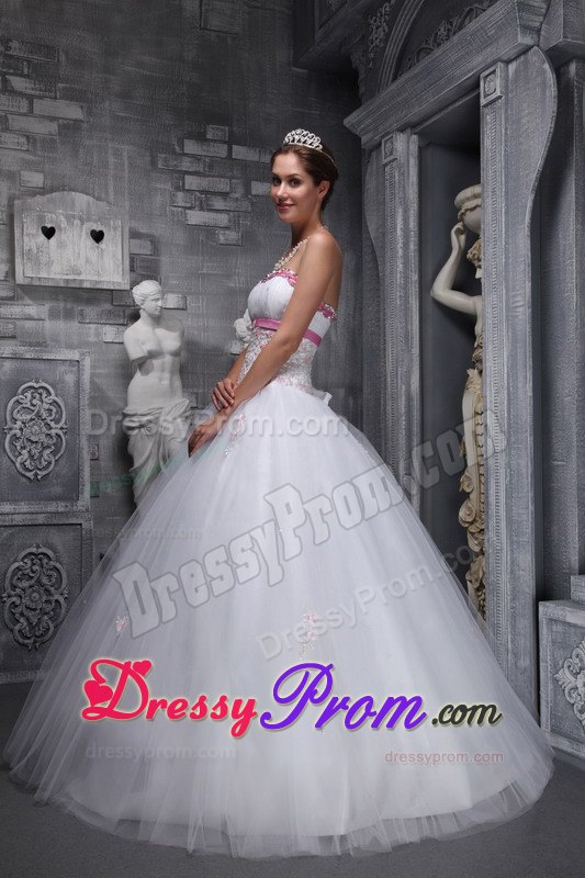 Beading Princess Strapless Appliques White Quinceanera Dresses
