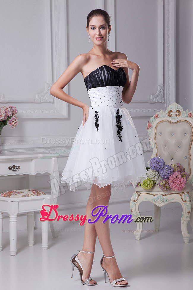White and Black Organza Dresses for Prom Queen with Appliques