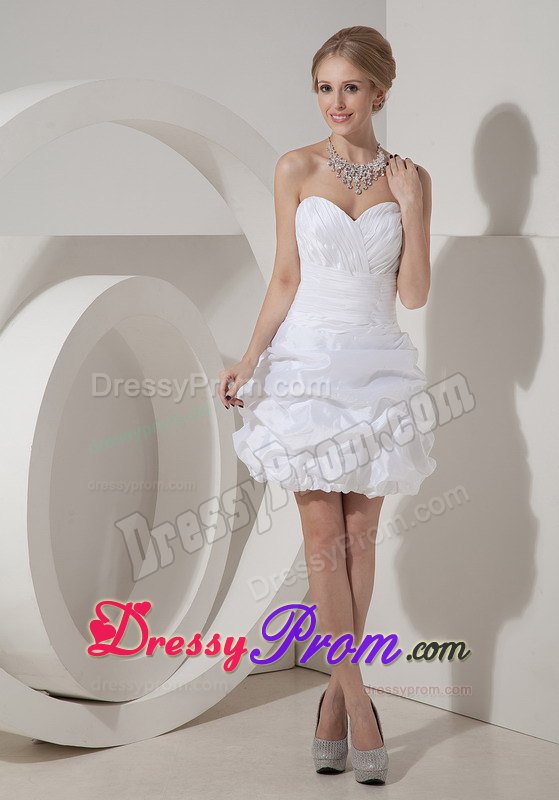 Ruching and Pick ups Accent White Taffeta Dress for Prom Queen