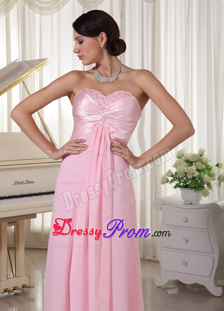 Beaded Sweetheart Chiffon Dresses for Prom Queen in Baby Pink