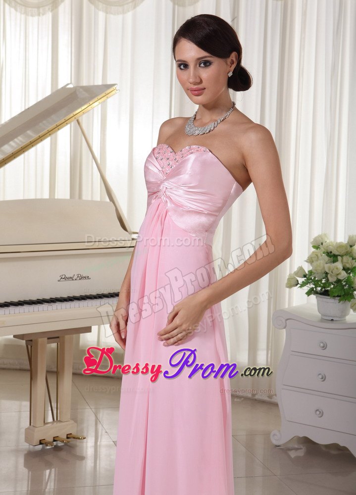 Beaded Sweetheart Chiffon Dresses for Prom Queen in Baby Pink