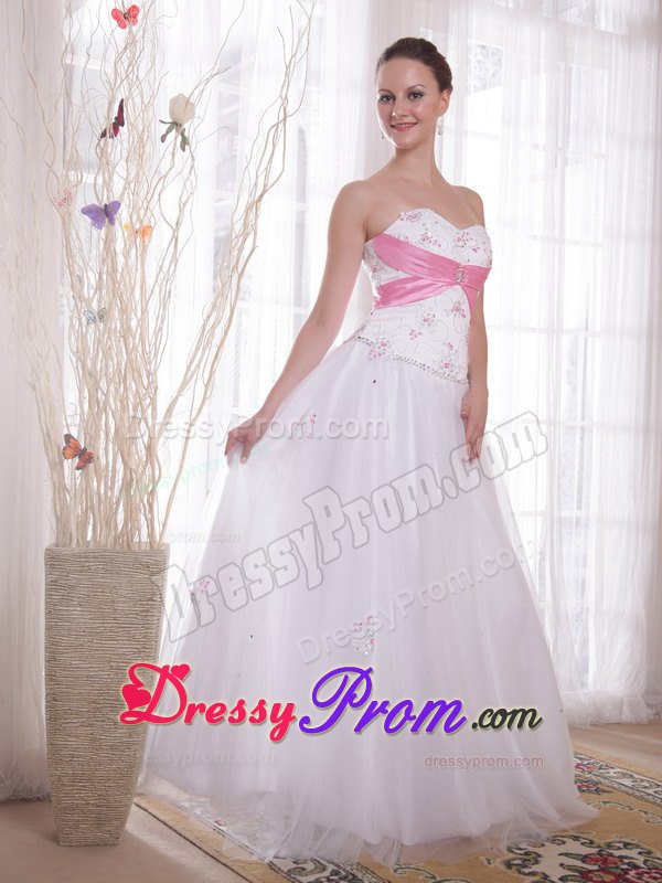 White Princess Beading and Rhinestones Dresses for Prom Court