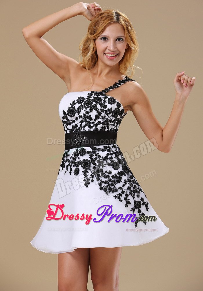 White Organza One Shoulder Prom Nightclub Dress with Appliques
