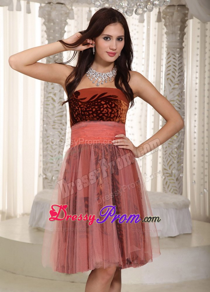 Belt Rust Red A-line Knee-length Prom Dress in Printing and Tulle