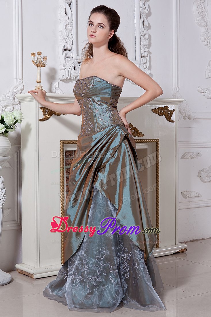 Olive Green Empire Strapless Embroidery Dresses For Prom Night