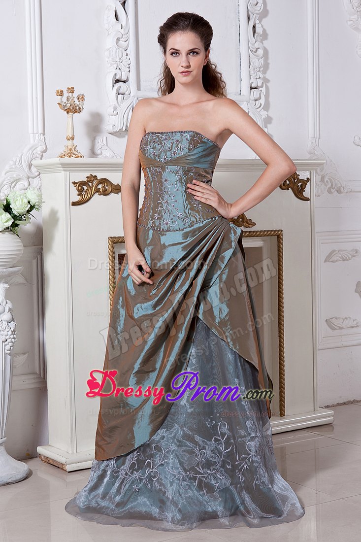 Olive Green Empire Strapless Embroidery Dresses For Prom Night