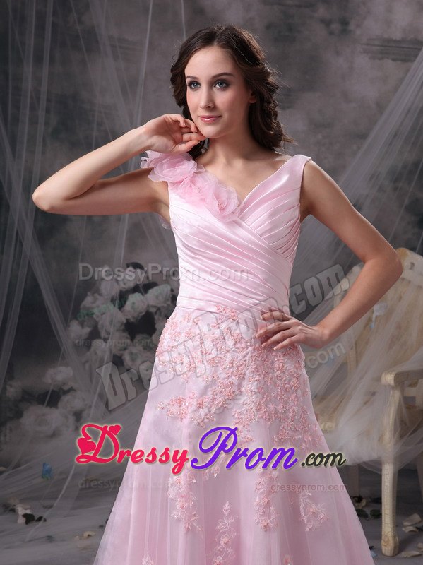 Baby Pink Princess V-neck Chiffon Prom Dress with Appliques and Ruche