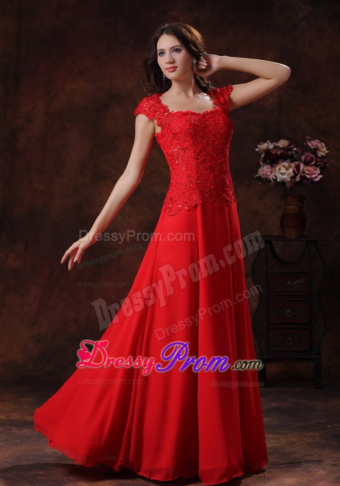 Cap Sleeves Red Square Empire Prom Dress With Lace and Chiffon